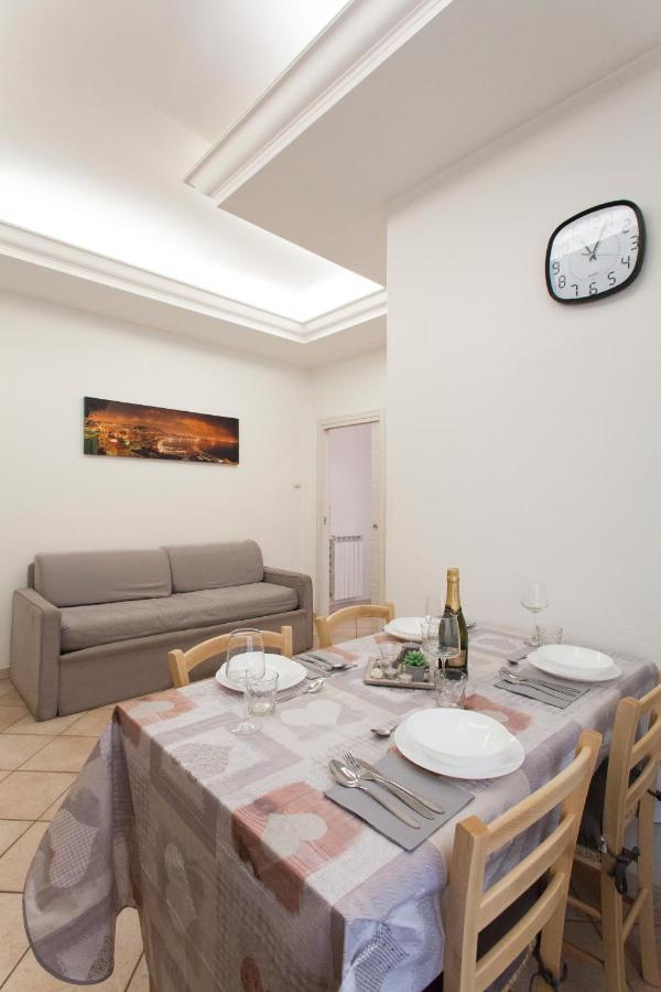 Anzio- Central Holiday House. Εξωτερικό φωτογραφία